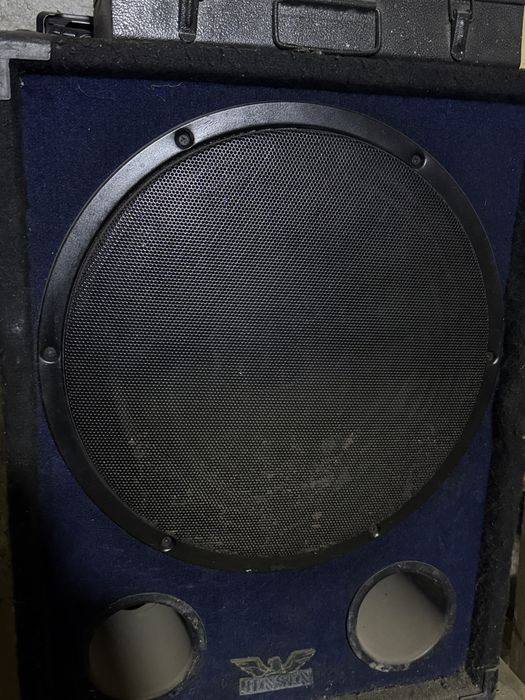 Boxa de bass pe 18”