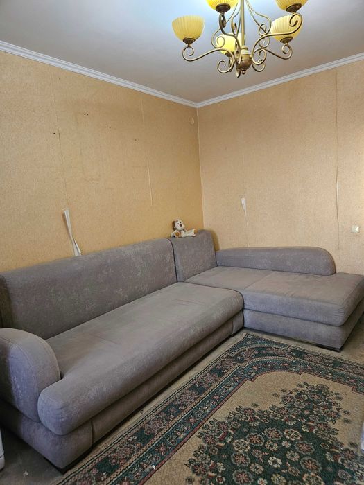 Диван угловой большой