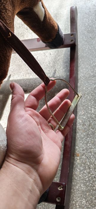 Balansoar căluț pentru copiii