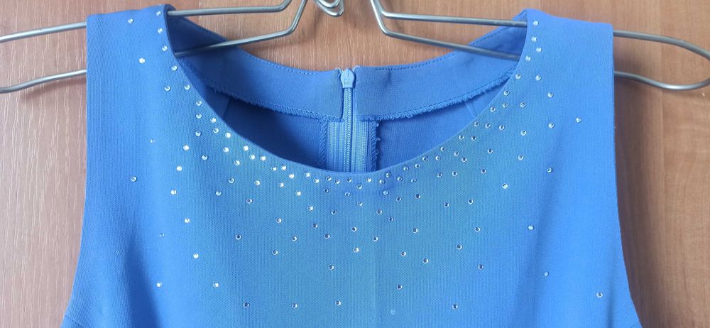 Платье женское футляр