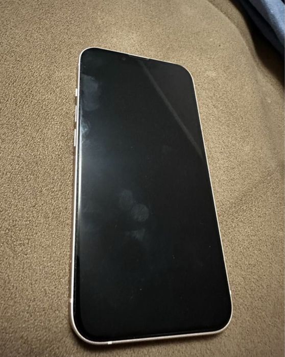 Продам iphone 13 128 gb