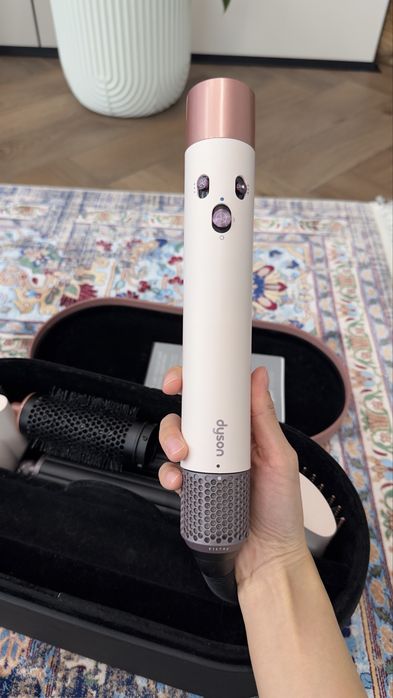 Продам оригинальный Dyson Airwrap