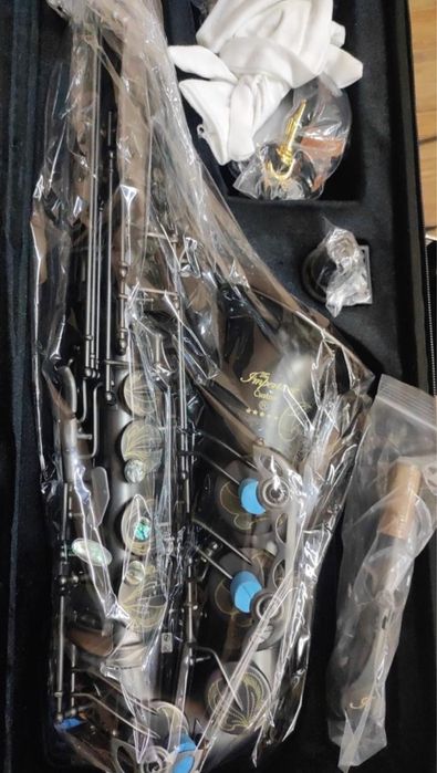 Новый саксофон (альт)