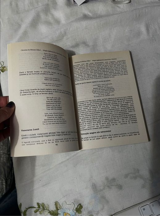 Carte ezoterică „Magia țigănească și prezicerea viitorului” – vrăji, farmece, ocultism