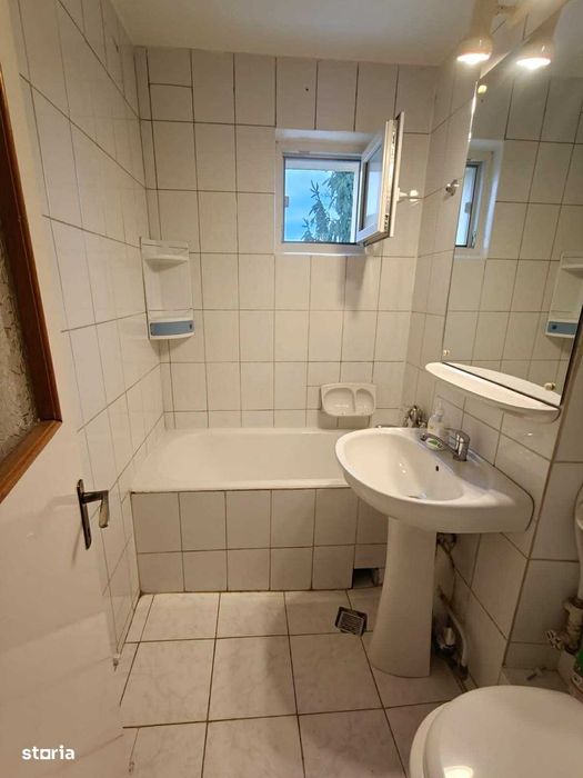 Inchiriez apartament cu 2 camere in Dambu complet mobilat