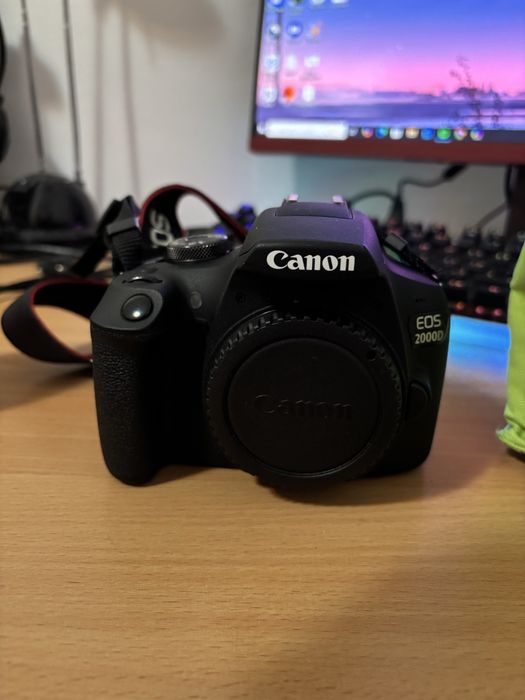 Aparat canon eos 2000D + 2 obiective