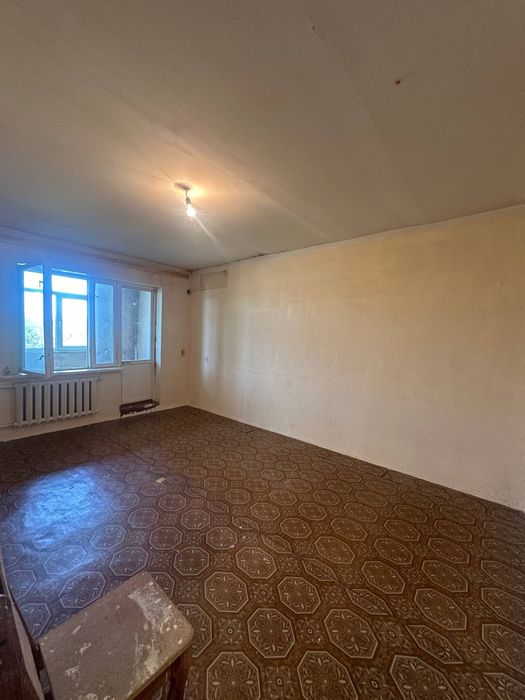Сергелинский р-н Куйлюк (Qo’yliq) массив 5 3/4/4 кирпич 77 серия 66м2
