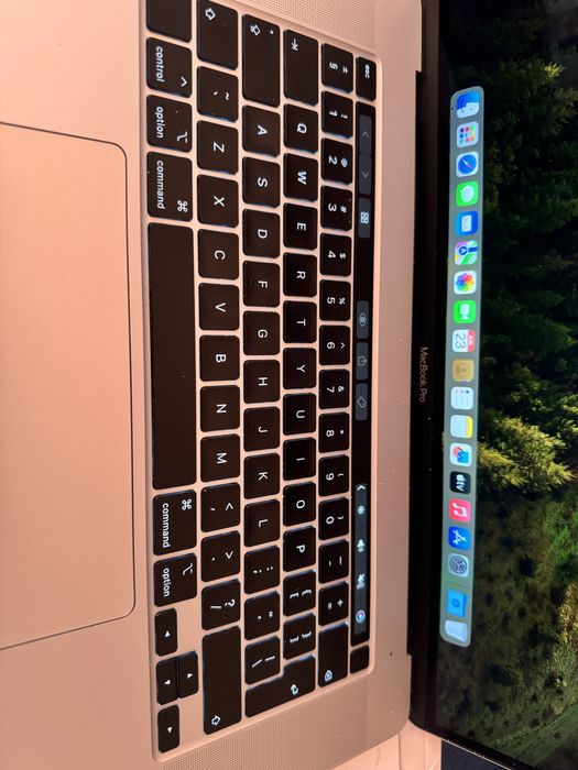 Macbook pro 2019, 16inch, 16GB Ram