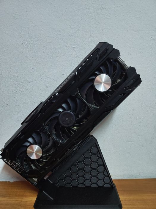 Placa video 1070 Ti