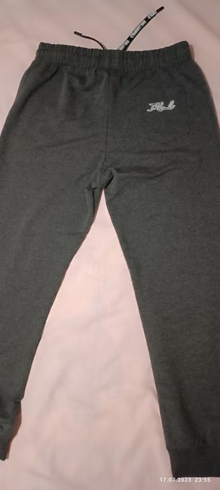 KARL LAGERFELD. Moncler и BOSS-Мъжки комплекти..