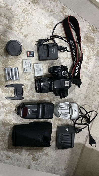 Фотоаппарат Canon 600D полный комплект