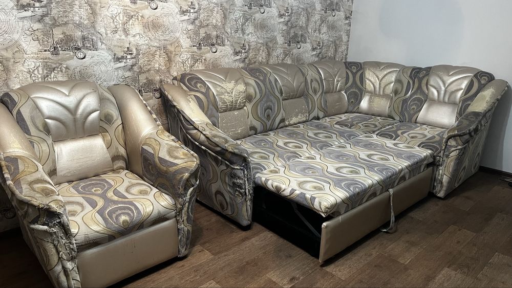 Продам диван и кресло