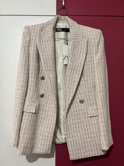 Розово сако букле Зара