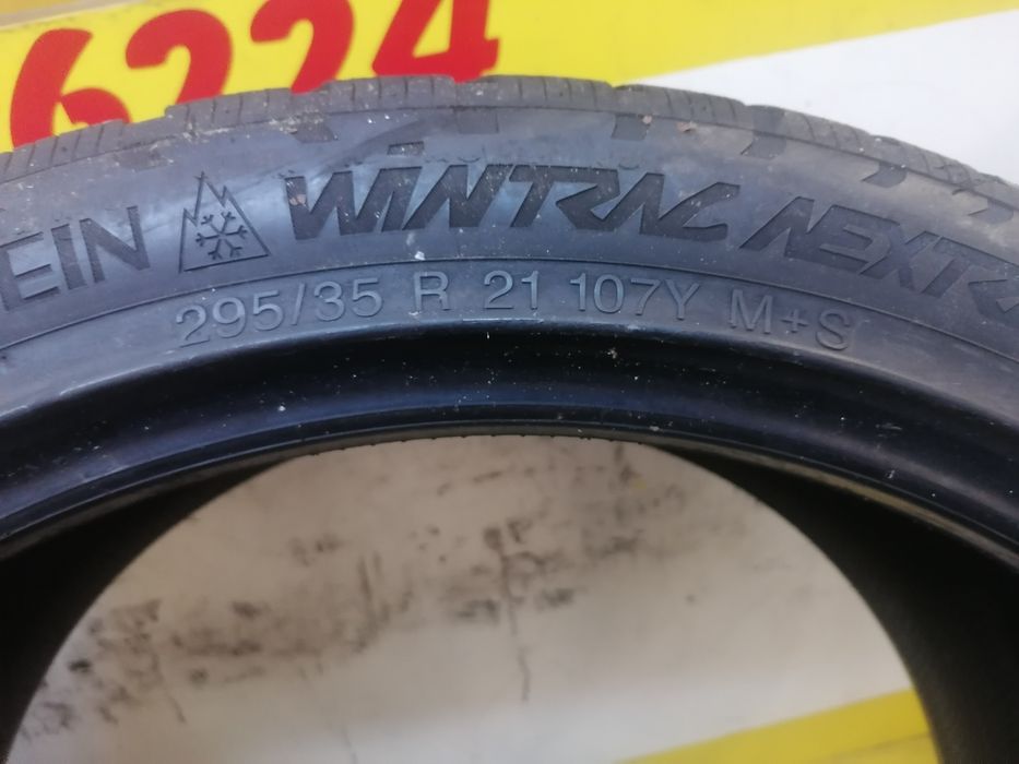 295/35/21 Iarna 2 Vredestein 107y dot 0214.   6,,59mm