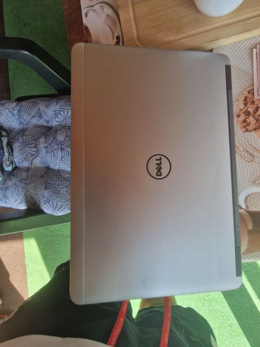 Laptp Dell latitude E7240