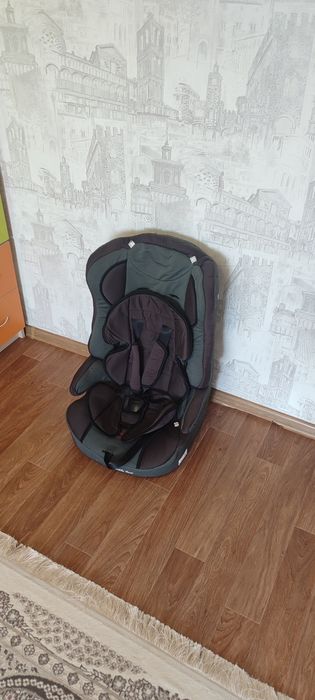 Продам автокресло