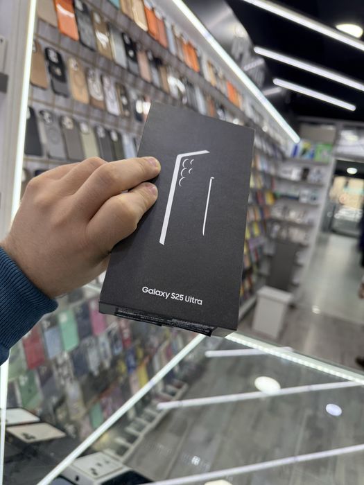 Galaxy S25 Ultra 256GB. 12GB