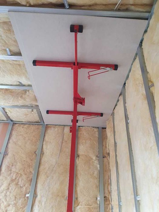 Подемник за гипсокартон под наем