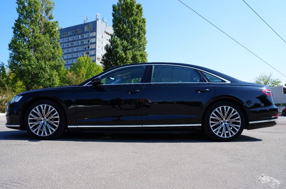 AUDI A8 2020 — imagine 4