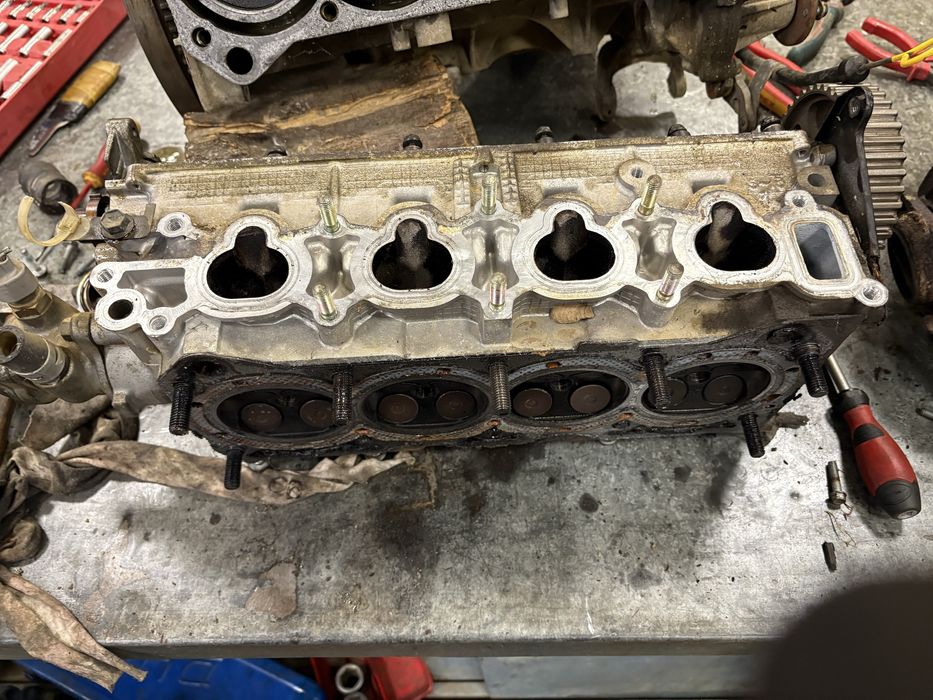 Глава за двигател сузуки