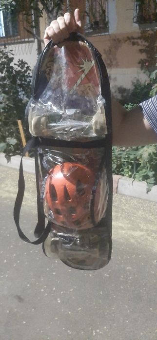 Скейт новый катались 2 раза есть вся защита