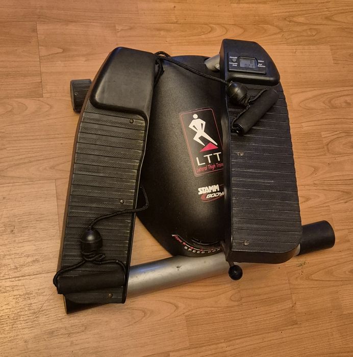 Vând Stepper  stare excelentă