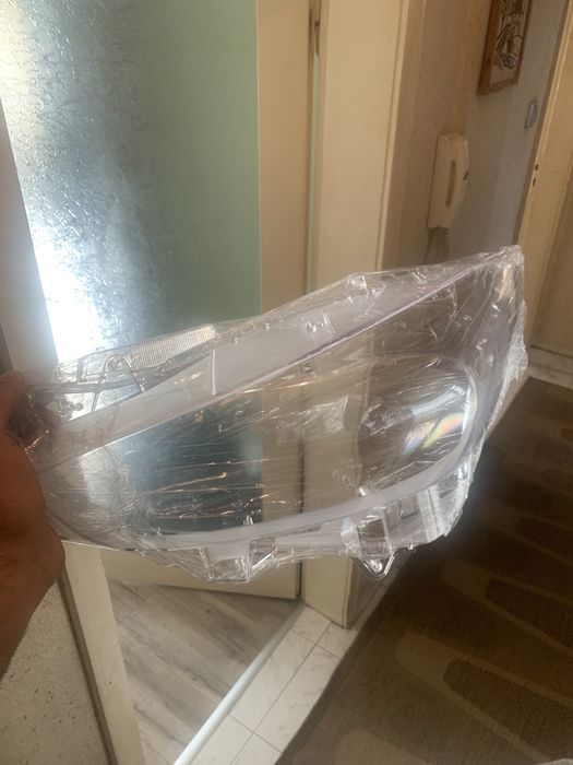 стъкло капак ляф фар мазда 3 2017