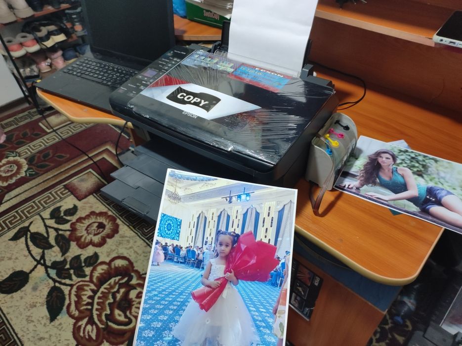 Epson 210 KOPY_SKANER_PRINT.Deyarli ishlamagan yangi 350ta prabek 100%