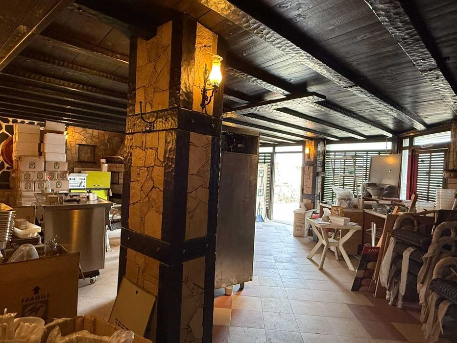 Дава се под наем Офис в Велико Търново, Център - 116 кв.м за 210000 € - Снимка #5