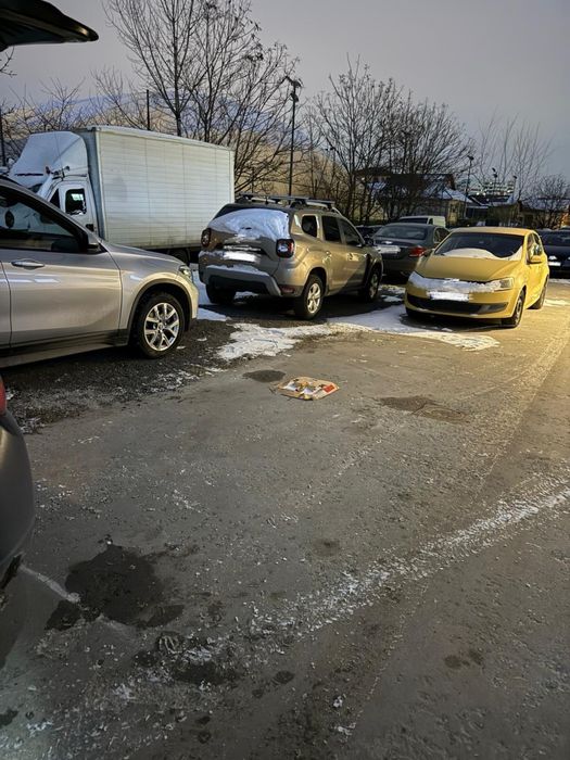 Inchiriez loc de parcare - Drumul Belșugului