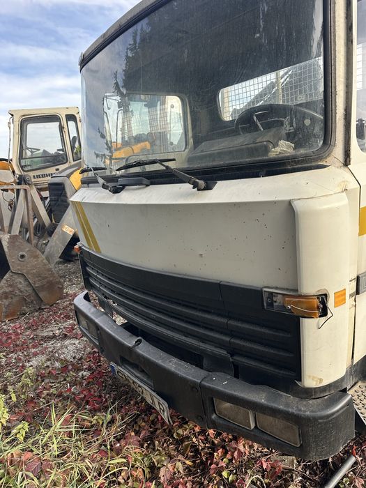 Vând camionetă basculabilă