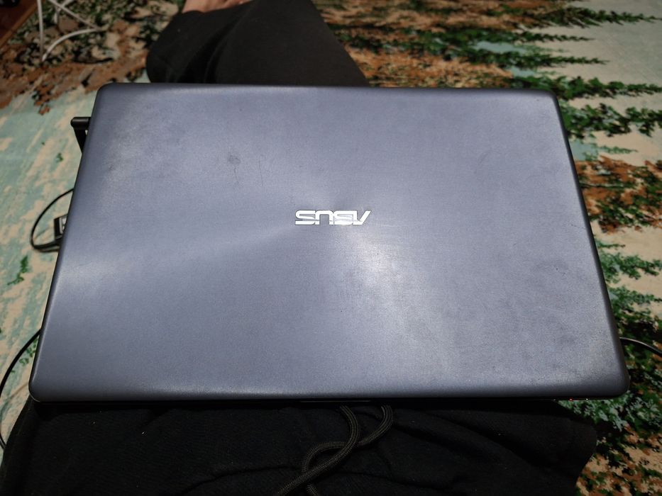 Ноутбук asus vivobook