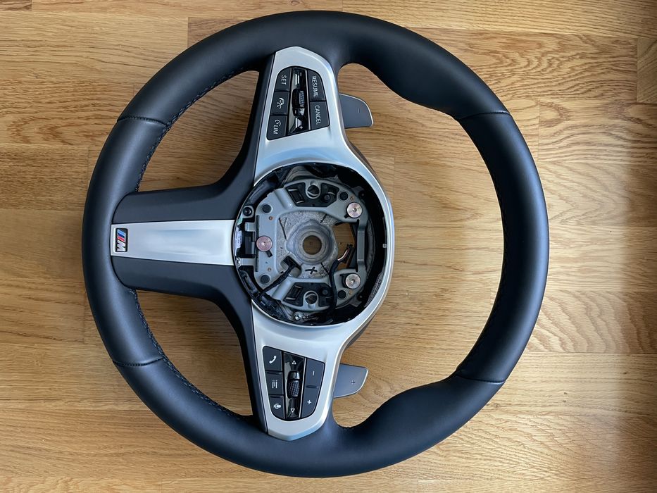 Volan BMW M Sport padele seria 5 8 X5 X6 / G30 G15 G05 G06