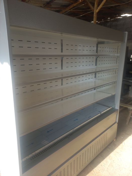 Витрина холодильник