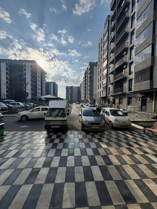 3 хонали каробка квартира сотилади