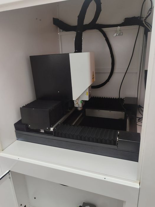 Hitec/ НОВА/ FIBER LASER CNC Лазер за рязане на метал HTF-3015 – 1.5KW