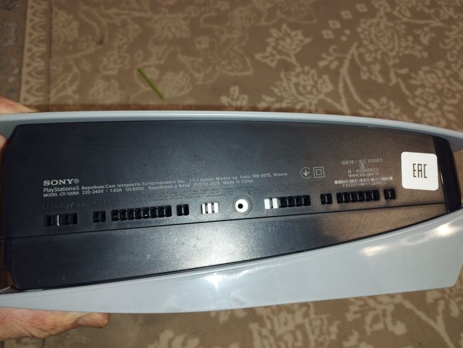 Продам Sony playstation 5