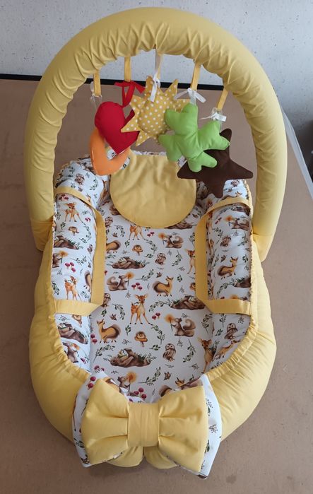 Бебешко гнездо с арка за играчки