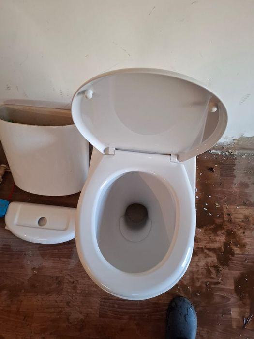 Унитаз рабочий/ бу