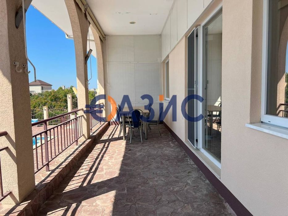 Продава се Тристаен апартамент в Созопол - 124 кв.м за 823 €/кв.м - Снимка #8