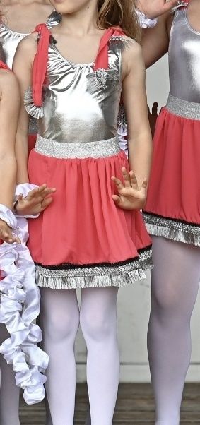 Vând rochita balet/dansuri