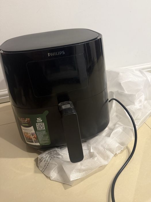 Vând Airfryer,în stare foarte bună