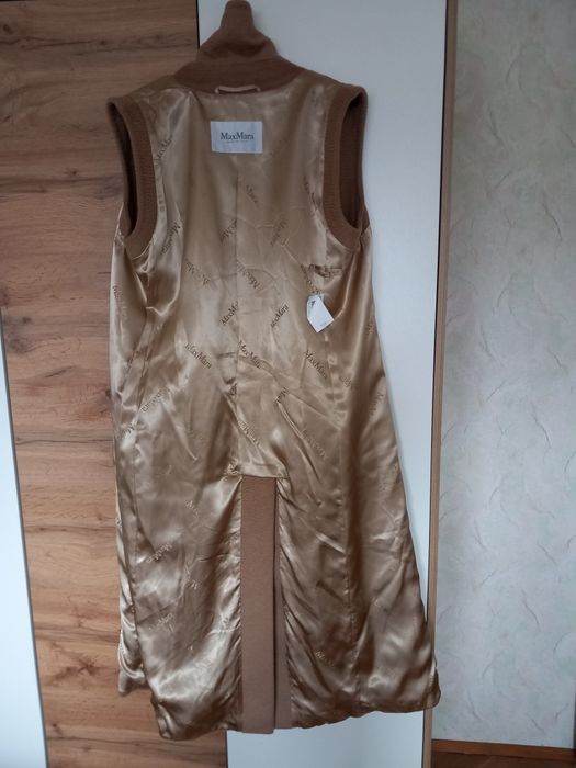 Палто, камилска вълна, Max Mara, Италия