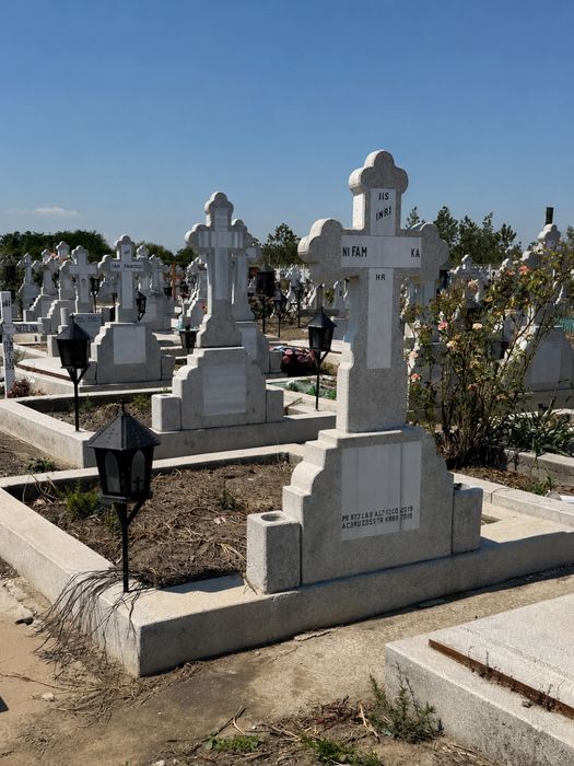 Loc de veci  Doua locuri de veci cimitir Nefliu Magurele ilfov