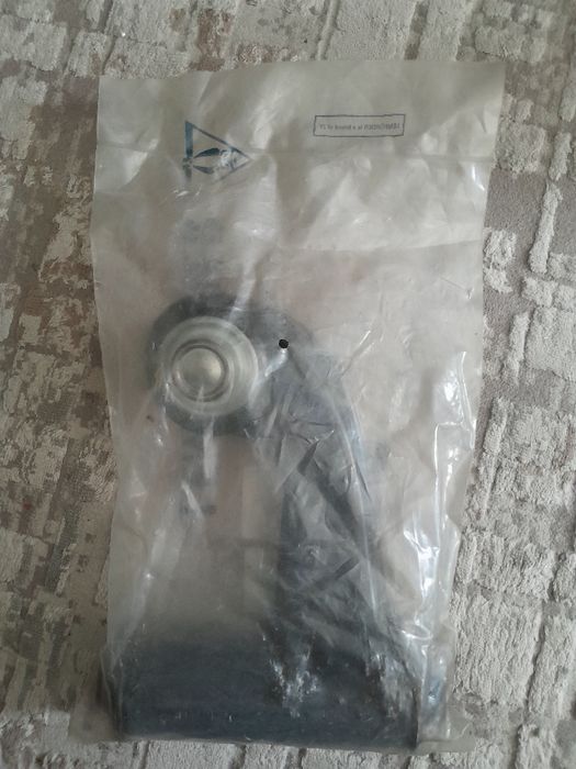 Запчасти на мерседес W202