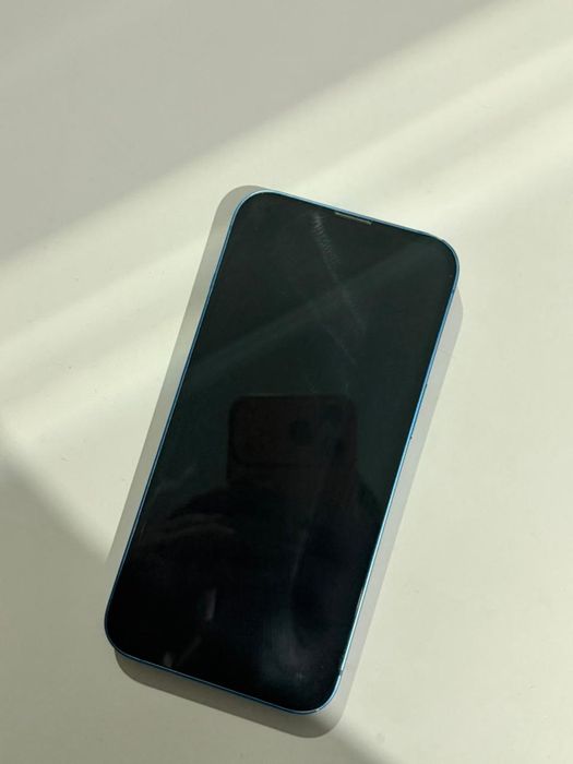 Iphone 13 128гб.