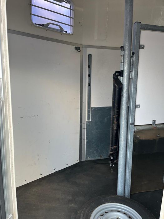 Коневоз для 2х лошадей