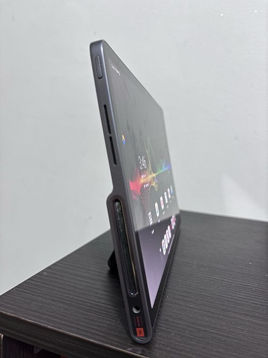 Lenovo Tab Plus