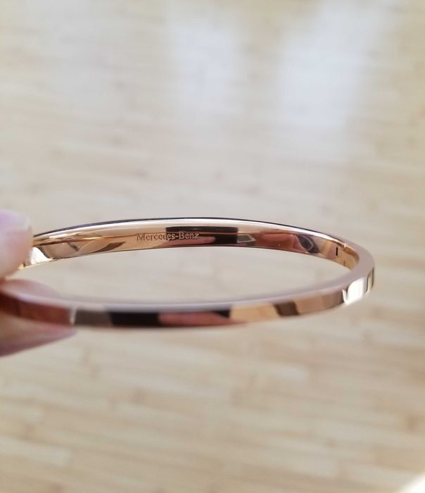 Гривна Mercedes Benz с кристал Swarovski