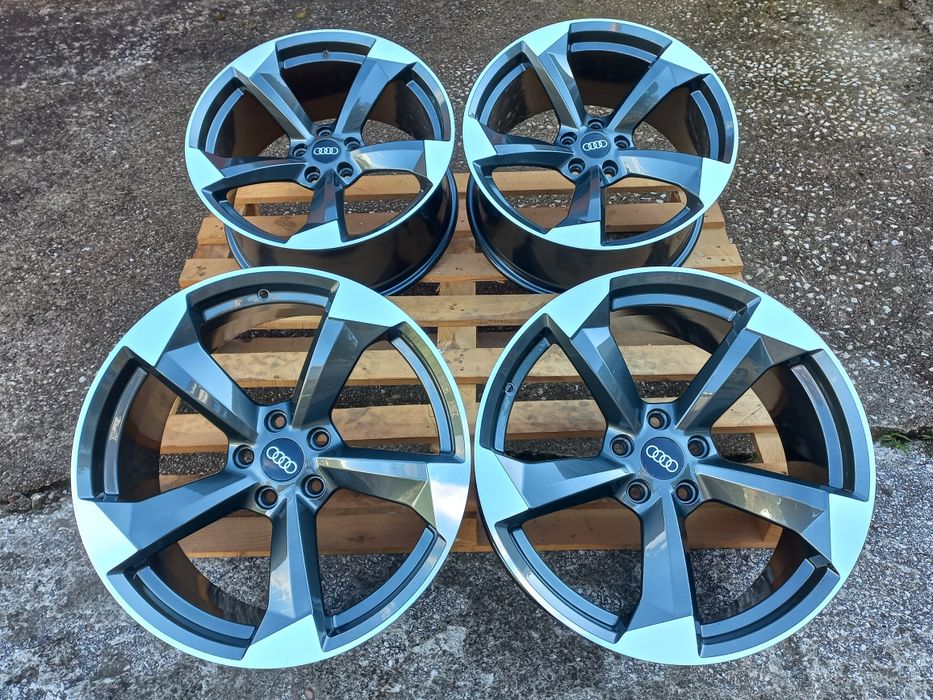 19.Audi Rotor27  S.line 9.0j et30   A4 A6 A7 A8 Q3 Q5 Чисто Нови

Нови